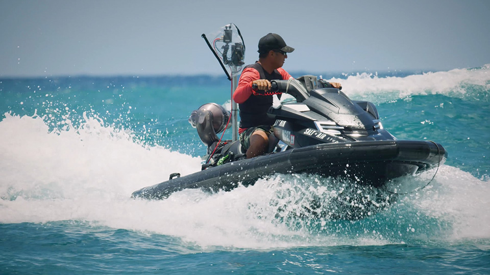 Salt and Air Studios Chases The Biggest Waves In The World With The SHOTOVER B1